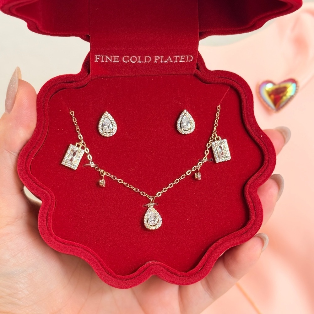 ⚜️ SET | Chic 18Kt White Gold Plated with Cubic Zirconia - Picture 1 of 8